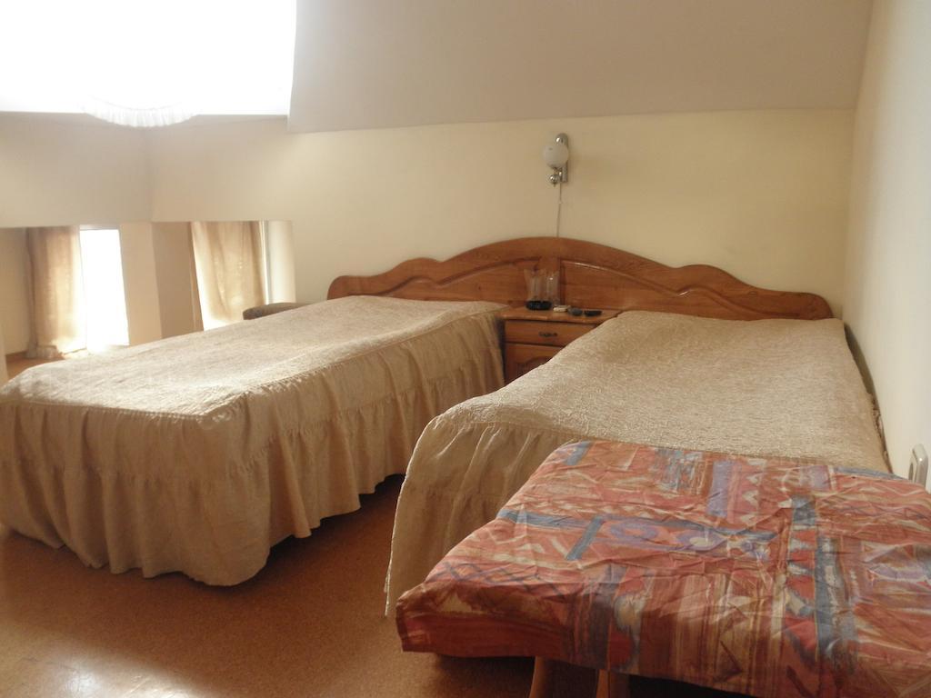 Hotel Atlantic Sliven Oda fotoğraf